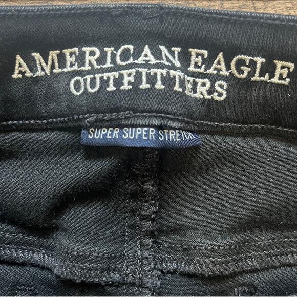 American Eagle Super Super Stretch Jegging Crop Distressed Black Jeans Size 8 - Picture 8 of 11